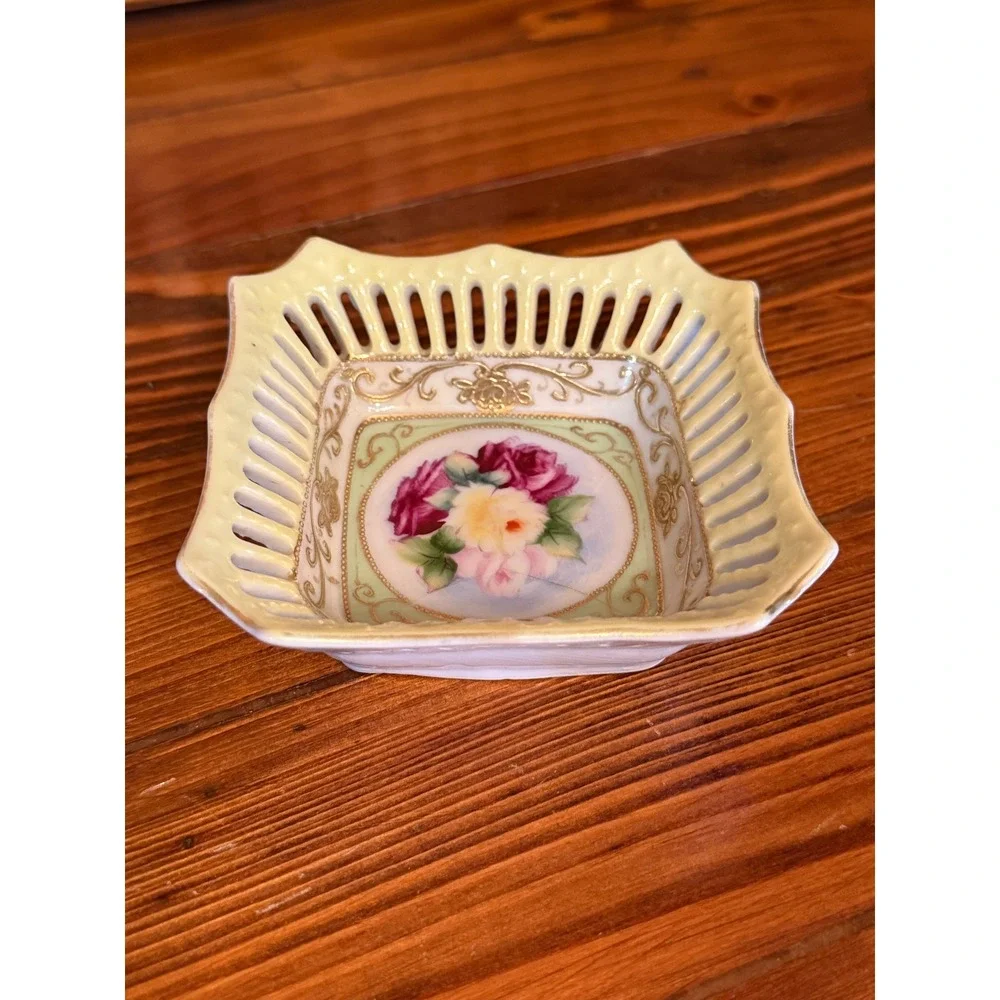 Kusumoto China Trinket Dish Unisex 4in White Hand Painted Occupied Japan Floral